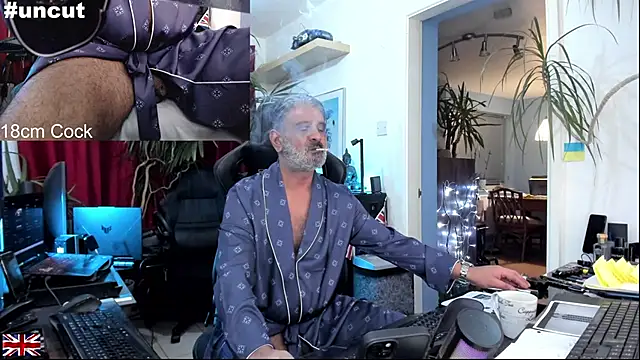 OnlineBossUK online show from October 19, 2025, 9:59 pm