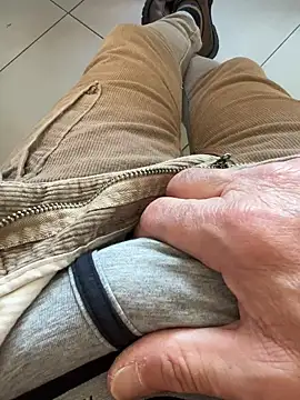 Snapshot of buodiculo chatting on March 5, 2025, 1:06 pm buodiculo online show from March 5, 2025, 1:06 pm