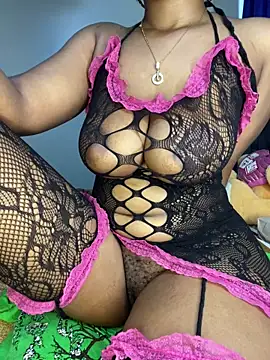 bigbooobs3 online show from September 23, 2025, 9:23 am