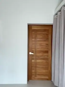 Helena Karel online show from September 18, 2025, 7:32 am