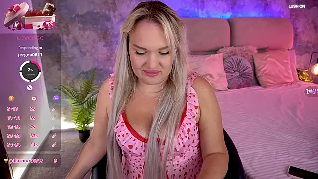 Snapshot of MissyMartinez chatting on October 11, 2025, 9:52 am MissyMartinez online show from October 11, 2025, 9:52 am