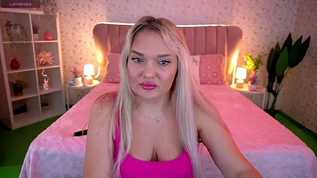 MissyMartinez online show from March 5, 2026, 9:05 am