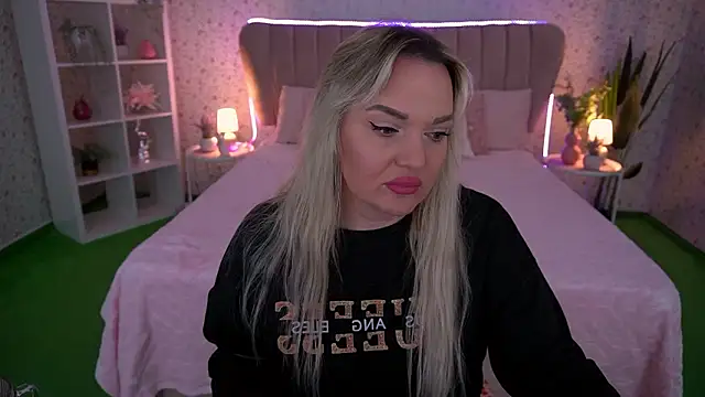 MissyMartinez online show from March 28, 2026, 8:03 am