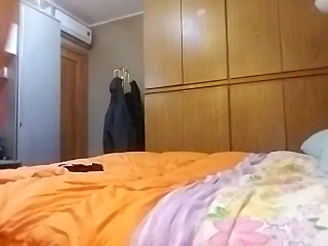 mazinga17 online show from December 15, 2025, 8:35 pm