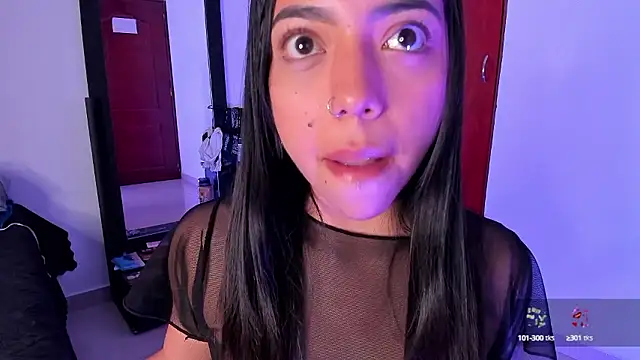 little kayla  online show from December 3, 2024, 4:25 am