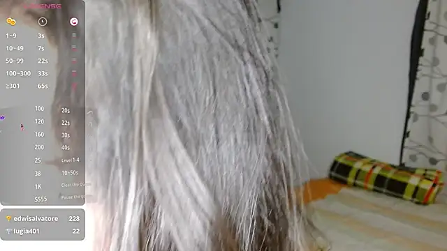 mia  lopez  online show from December 11, 2024, 4:18 am