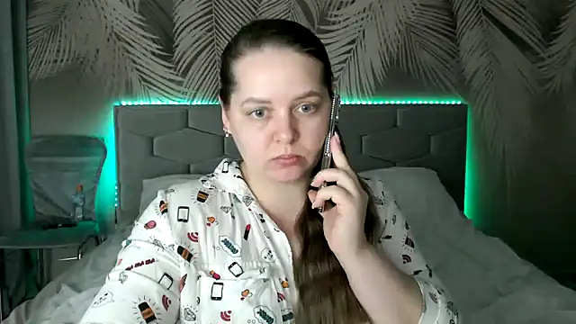 Snapshot of uliastar chatting on February 12, 2025, 9:31 am uliastar online show from February 12, 2025, 9:31 am