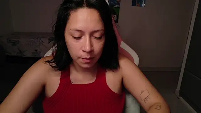 MommyMiaWs online show from June 5, 2026, 3:18 pm