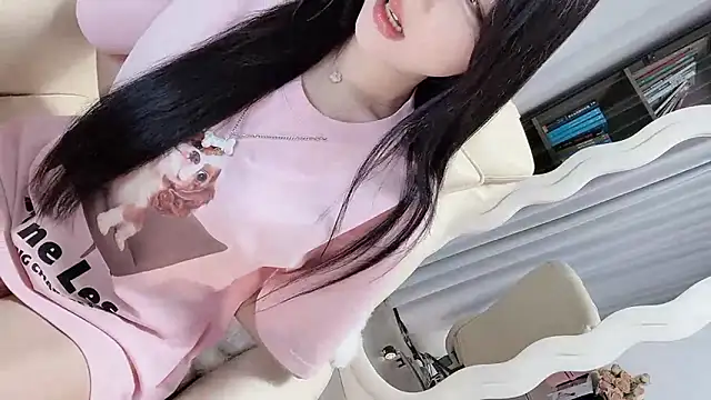 Serena-AU online show from November 29, 2025, 4:21 pm