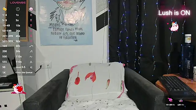 alexysgray online show from March 18, 2025, 6:59 pm