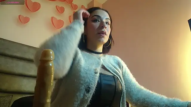 Snapshot of samanthaanderson_ chatting on January 8, 2025, 9:23 pm samanthaanderson  online show from January 8, 2025, 9:23 pm