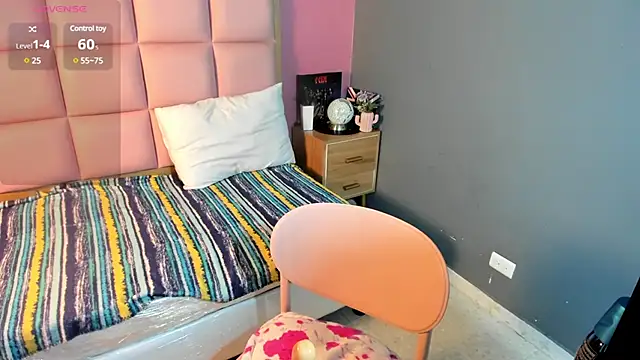 Snapshot of samanthaanderson_ chatting on January 22, 2025, 3:20 am samanthaanderson  online show from January 22, 2025, 3:20 am