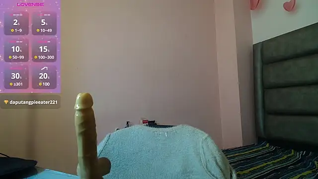 Snapshot of samanthaanderson_ chatting on February 15, 2025, 2:58 am samanthaanderson  online show from February 15, 2025, 2:58 am