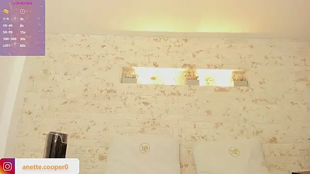 anette cooper online show from February 24, 2025, 10:26 am