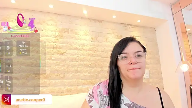 anette cooper online show from December 3, 2025, 3:36 am