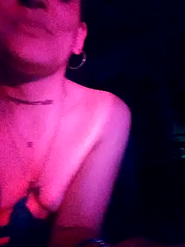 Snapshot of estefyzapata chatting on February 10, 2026, 3:43 am estefyzapata online show from February 10, 2026, 3:43 am