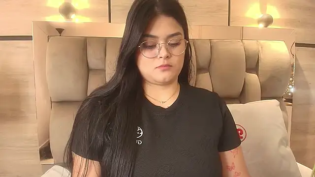 im mou  online show from December 5, 2025, 12:25 pm