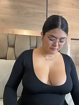 im mou  online show from February 4, 2026, 12:44 pm