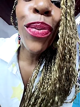 TAYLORR778 online show from April 14, 2026, 2:12 pm