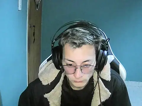 Snapshot of Jughead_16 chatting on September 10, 2025, 2:33 am Jughead 16 online show from September 10, 2025, 2:33 am