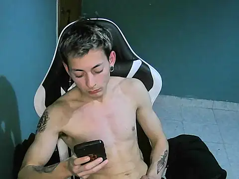 Snapshot of Jughead_16 chatting on September 15, 2025, 3:06 am Jughead 16 online show from September 15, 2025, 3:06 am