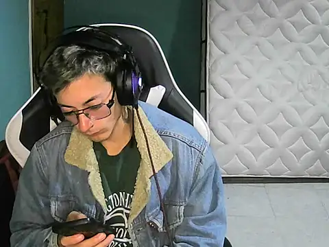 Snapshot of Jughead_16 chatting on September 27, 2025, 1:54 am Jughead 16 online show from September 27, 2025, 1:54 am