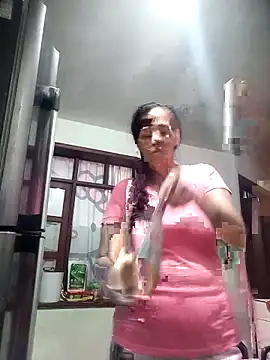  Scarlett Sweet online show from March 3, 2026, 2:18 am