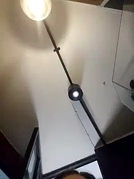 alicce moon  online show from March 15, 2026, 5:08 pm