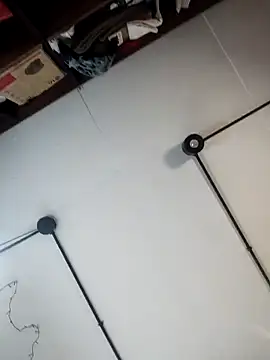 alicce moon  online show from March 24, 2026, 2:22 pm