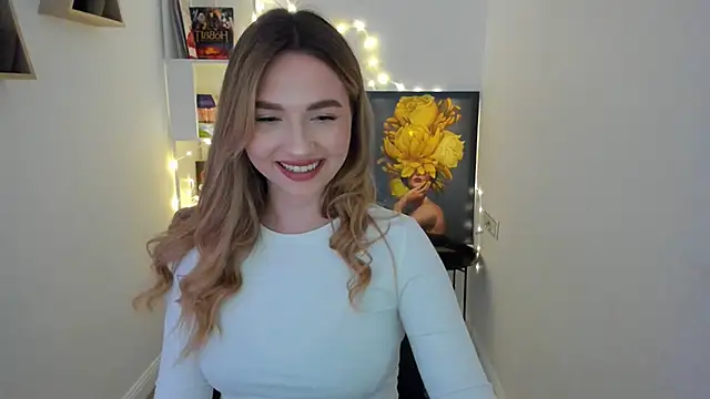 Snapshot of GracefulLook chatting on January 15, 2025, 2:35 pm GracefulLook online show from January 15, 2025, 2:35 pm