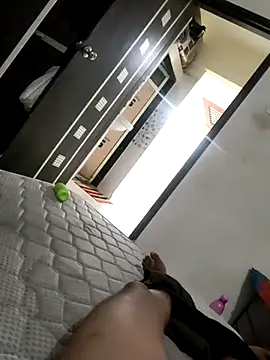 rajstrip12650 online show from March 9, 2025, 1:59 pm