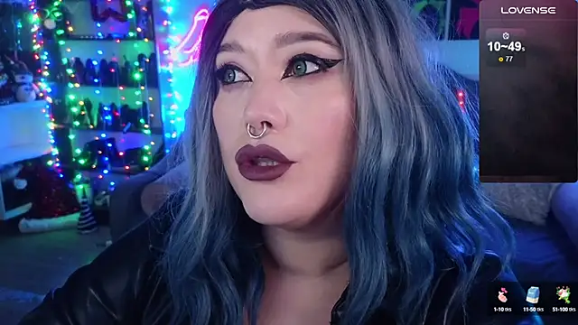 Snapshot of wickedxqueen chatting on December 18, 2024, 5:04 am wickedxqueen online show from December 18, 2024, 5:04 am