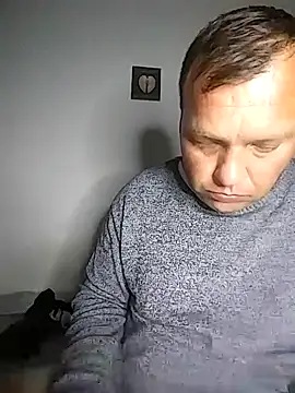 Bury0117 online show from October 13, 2025, 3:39 am