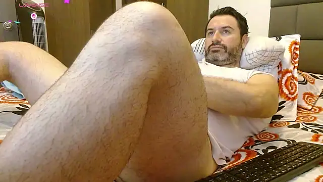 rodrher81 online show from November 30, 2025, 11:36 am