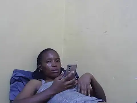 Smillie prety online show from March 14, 2025, 5:46 pm