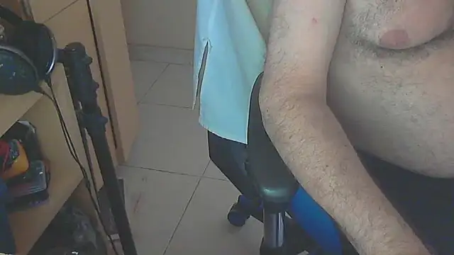 angelgarcia269 online show from January 17, 2025, 9:39 pm