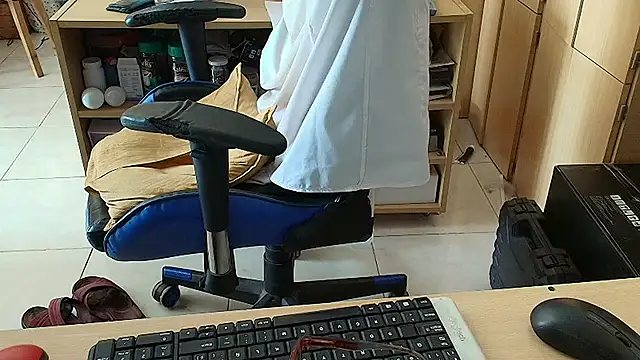 angelgarcia269 online show from March 18, 2026, 11:57 am