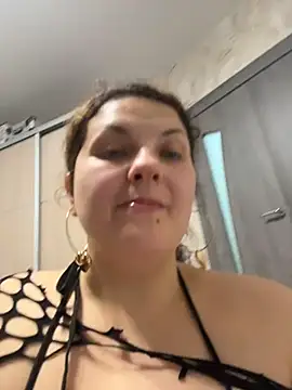 Taisia W online show from December 2, 2025, 6:41 am