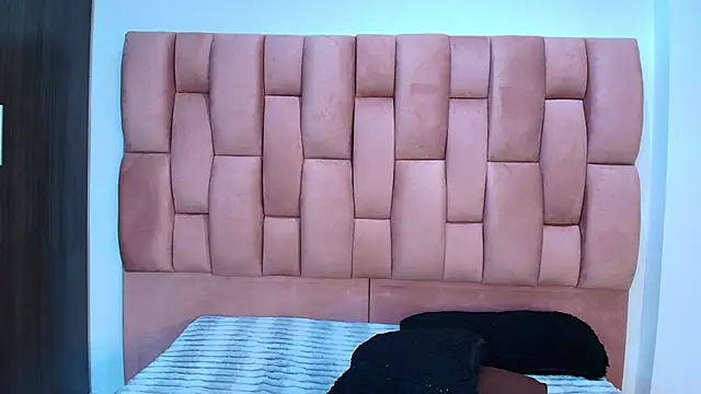 Snapshot of JuliKim_ chatting on February 21, 2026, 1:01 pm JuliKim online show from February 21, 2026, 1:01 pm