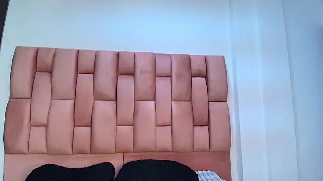 Snapshot of JuliKim_ chatting on February 27, 2026, 1:22 pm JuliKim online show from February 27, 2026, 1:22 pm