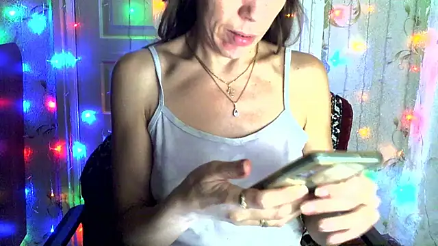 Ladywinter online show from November 6, 2025, 6:53 pm