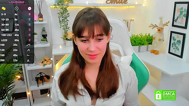  Eliizabeth  online show from February 21, 2025, 10:04 pm