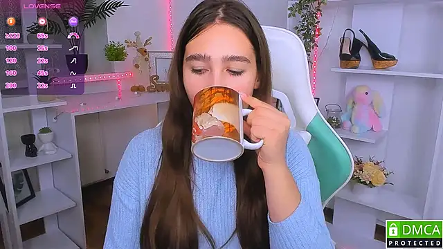  Eliizabeth  online show from November 7, 2025, 9:15 pm