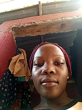 Snapshot of sweet_zara01 chatting on February 14, 2026, 8:33 am sweet zara01 online show from February 14, 2026, 8:33 am