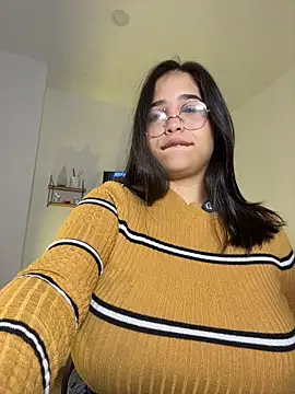 tati reyess online show from November 28, 2025, 12:30 pm