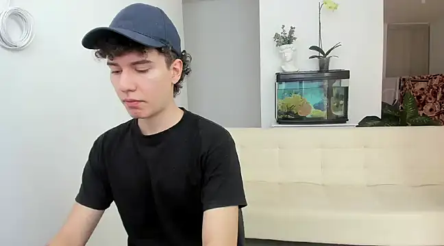 adrian morelly online show from February 3, 2025, 8:13 pm