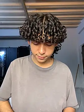 Cherry boy 18 online show from April 15, 2026, 5:53 pm