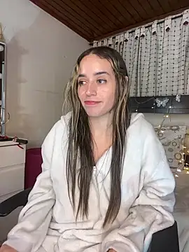 Snapshot of Natalia_Suarez chatting on March 13, 2025, 9:32 am Natalia Suarez online show from March 13, 2025, 9:32 am