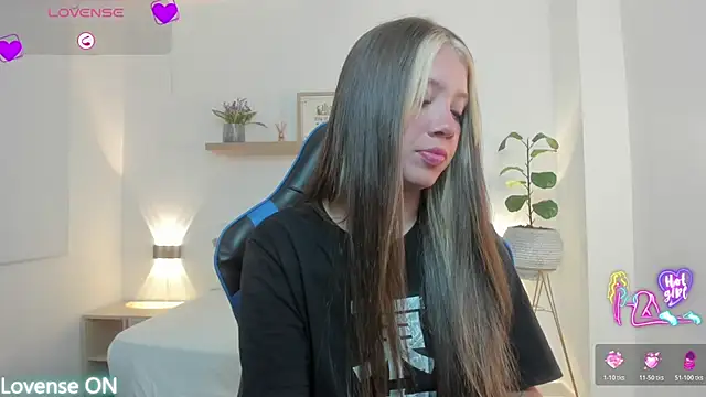 nataly rodri online show from April 21, 2026, 2:04 am