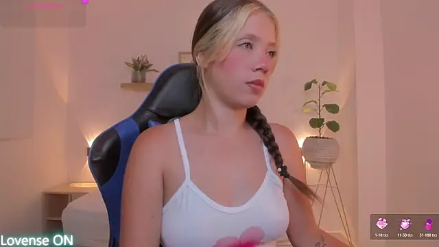 nataly rodri online show from May 27, 2026, 1:57 am